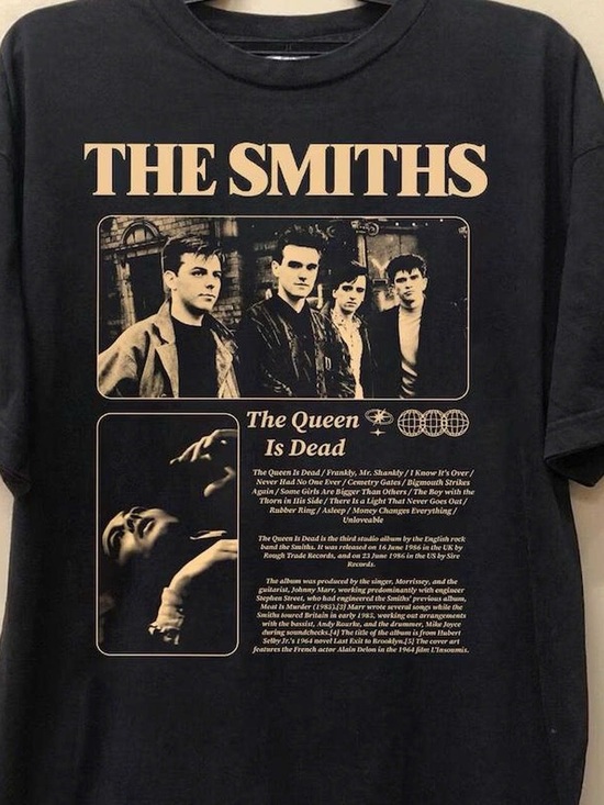 Gildan Other - Gildan Black The Smiths 'The Queen Is Dead' Graphic Tee